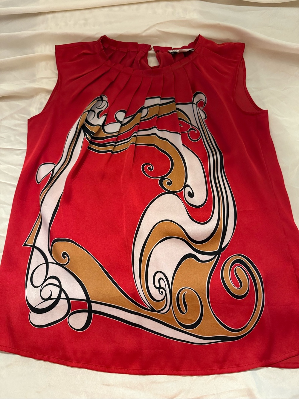LOFT Red Sleeveless Pleat-Neck Printed Camisole